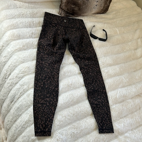 Lululemon Wunder under High rise brown blk grey animal print 28”  leggings 8 - Picture 6 of 14